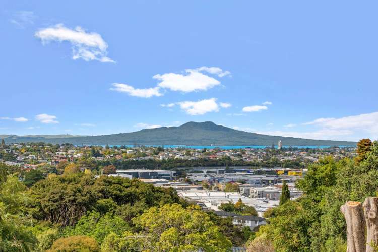 Lots 1-5/28 Girrahween Drive Totara Vale_21