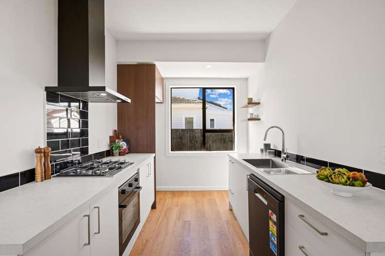 26 Mackworth Street Woolston_9