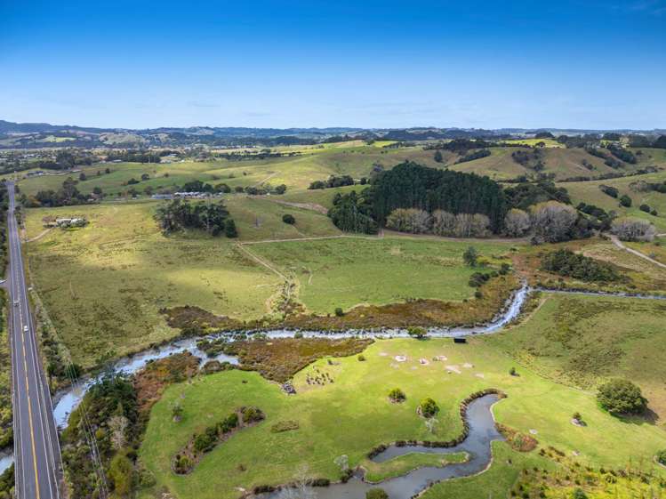 660 Kaipara Coast Highway Helensville_19
