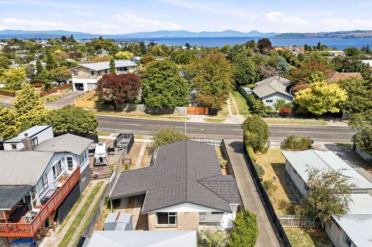 86 Tamatea Road Taupo_23