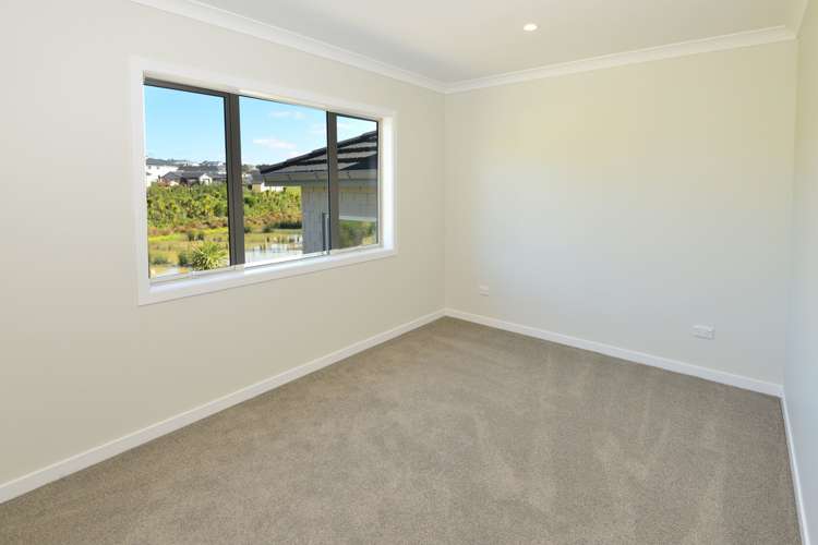 8 Parkview Drive Gulf Harbour_16