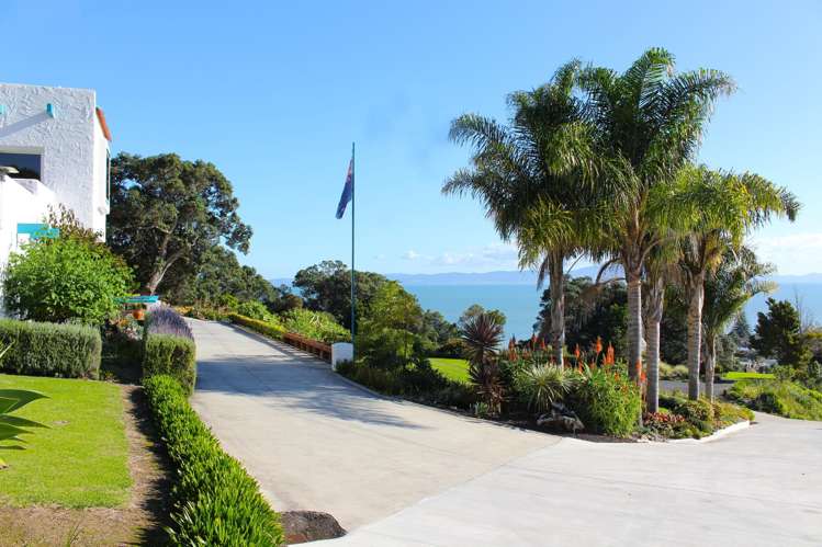 468 Thames Coast Road Te Puru_12