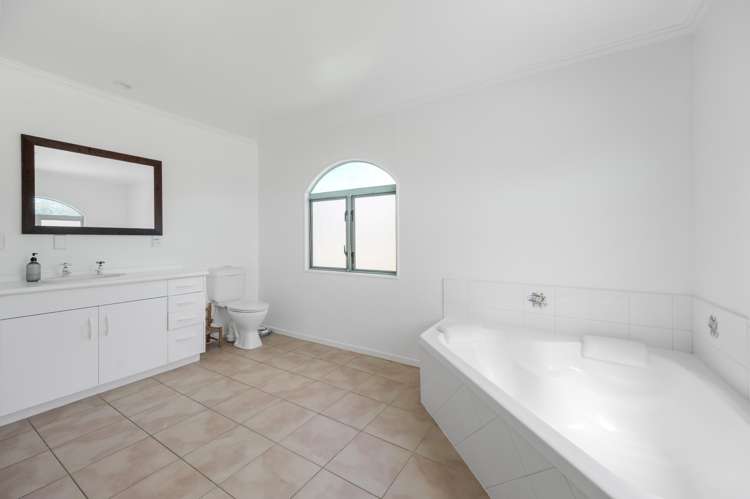 25 Unahi Lane Haumoana_16