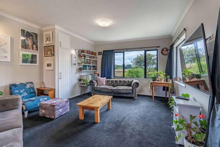 775 Queens Drive Waikiwi_8