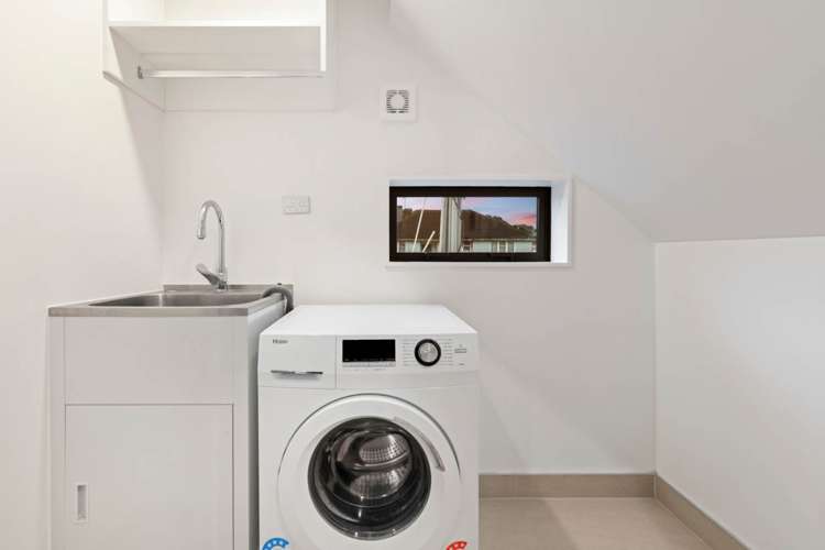 9/4 Dunkirk Road Panmure_9