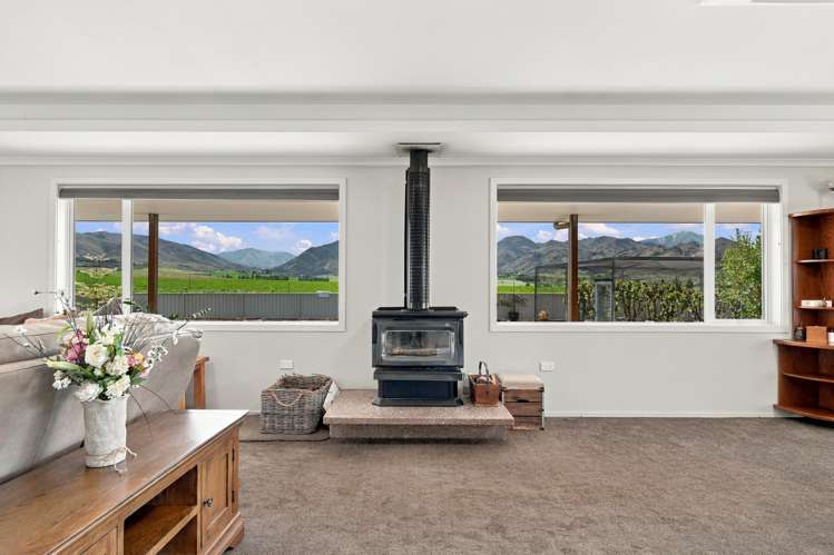 8 Sunset Place Otematata_7