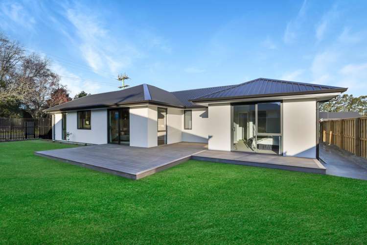 245 Racecourse Road Allenton_1