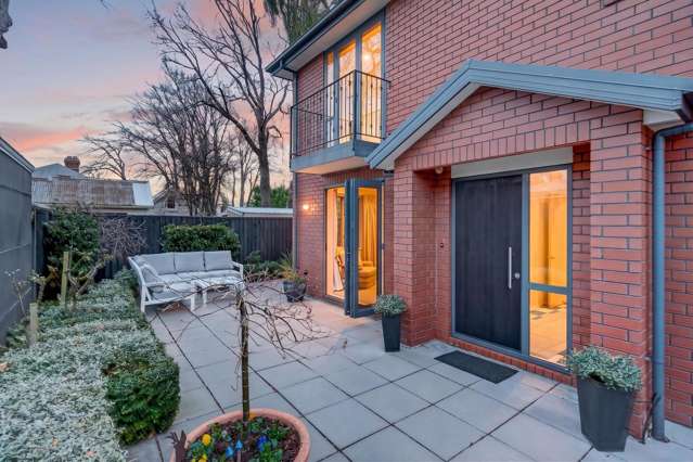 64B Holly Road St Albans_1