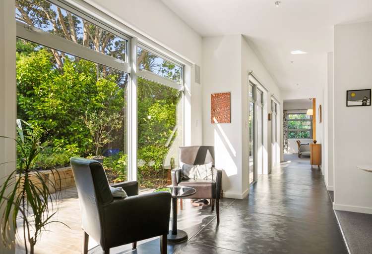 49 Tennis Court Road Raumati South_13