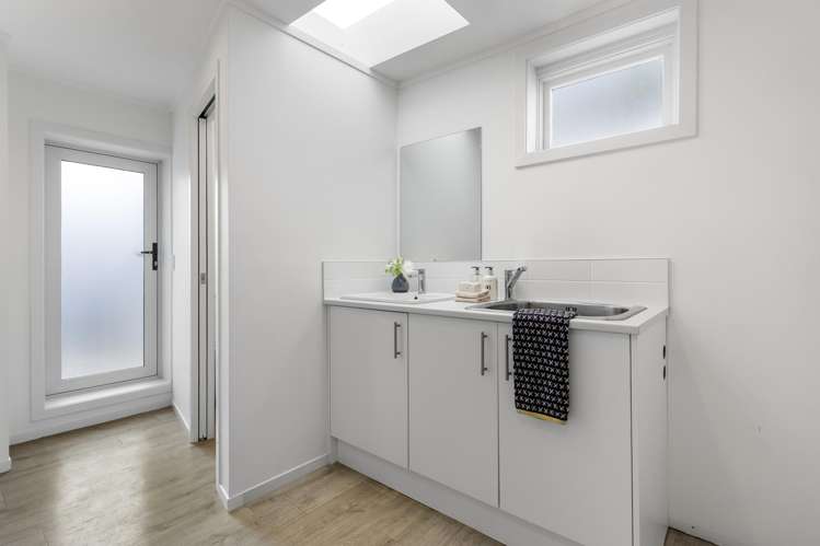 81A Stanley Point Road Devonport_23