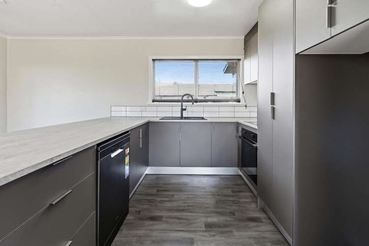 1 Kevin Street Glenholme_2
