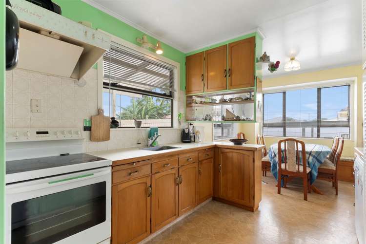 5 Bamboo Grove Kelston_6