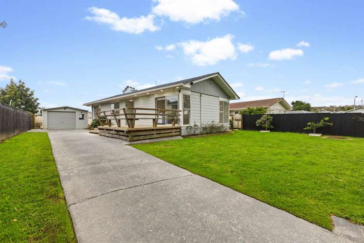 7 Sandrine Avenue Clover Park_3