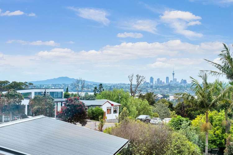 4337 Great North Road Glendene_12