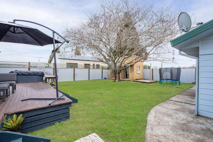 8 Shelley Jane Place Dinsdale_16