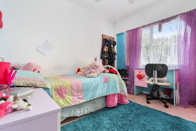 6a Easter Parade Glen Eden_14