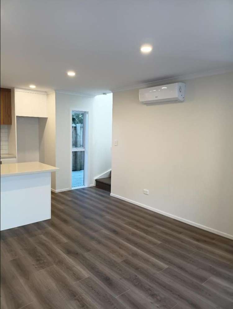 8/10 Palmerston Street Hamilton Central_2