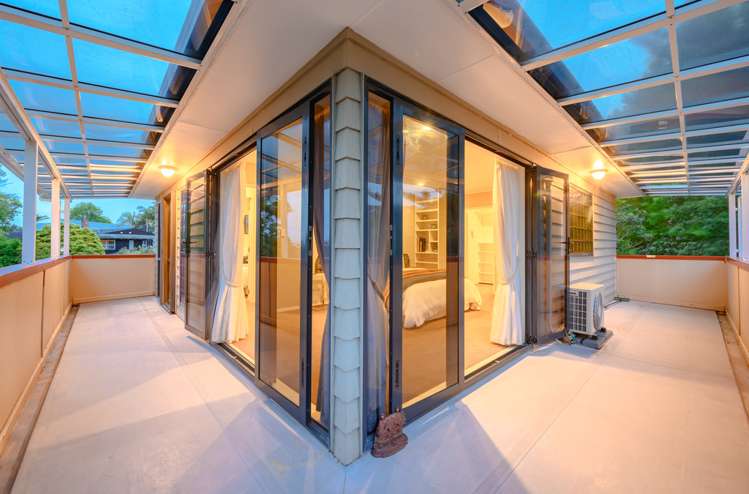 2/13 Beach Road Mellons Bay_12