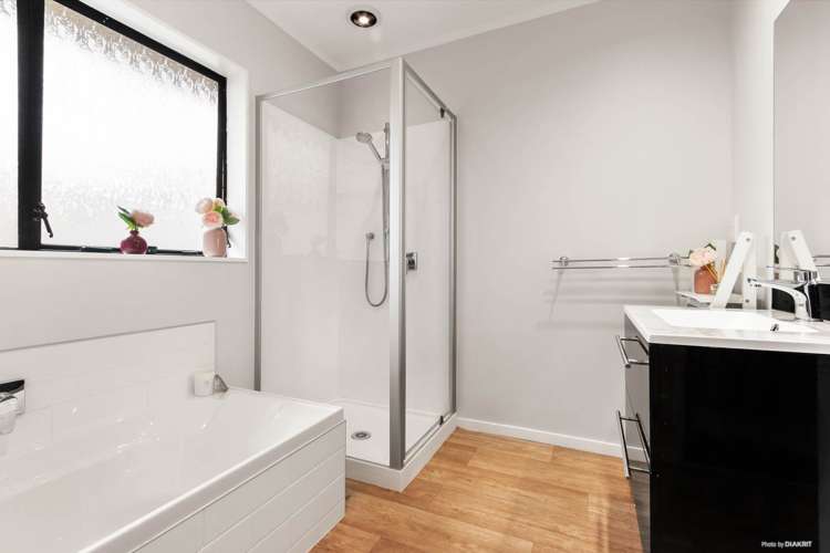 2/52 Shirley Avenue Papakura_5