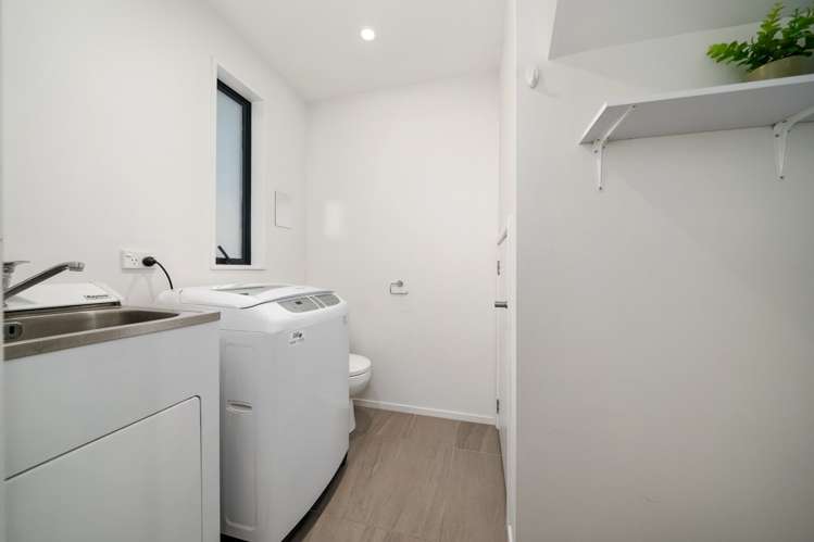 1/27 Cornwall Street Saint Albans_15