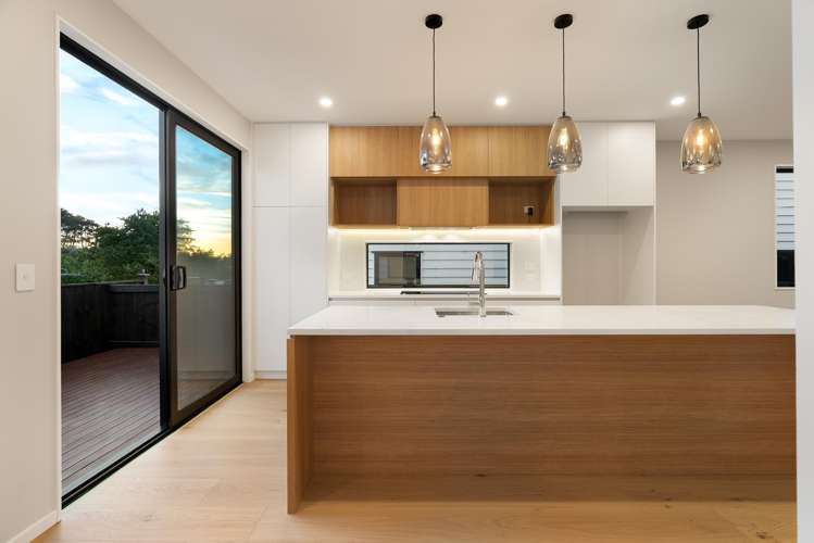 8b Catalina Crescent Forrest Hill_3