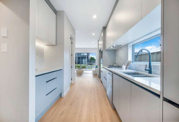 7 Yellow Pear Lane_3