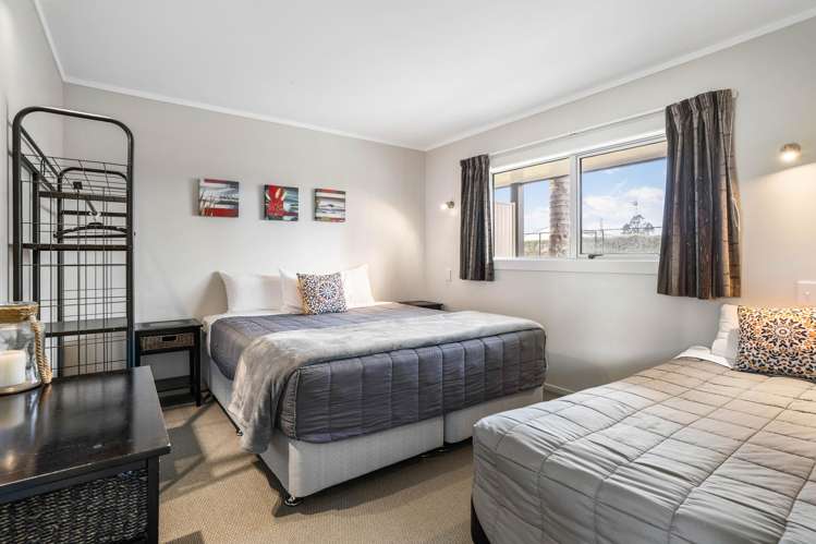 6/415 Port Road Whangamata_10