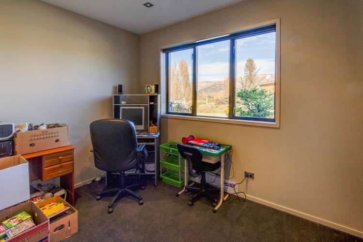 13 Balneaves Lane Albert Town_8