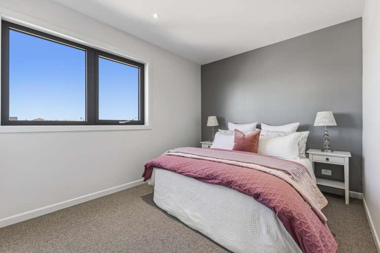22,38,52 ,54 Farranfore Road Opaheke_12