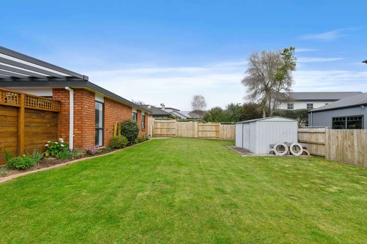 75 Basley Road Owhata_23