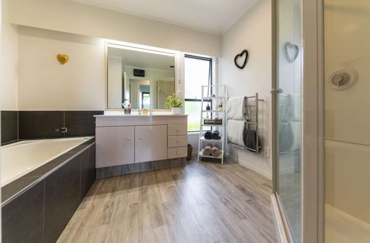 1258 Kaipaki Road Cambridge_19