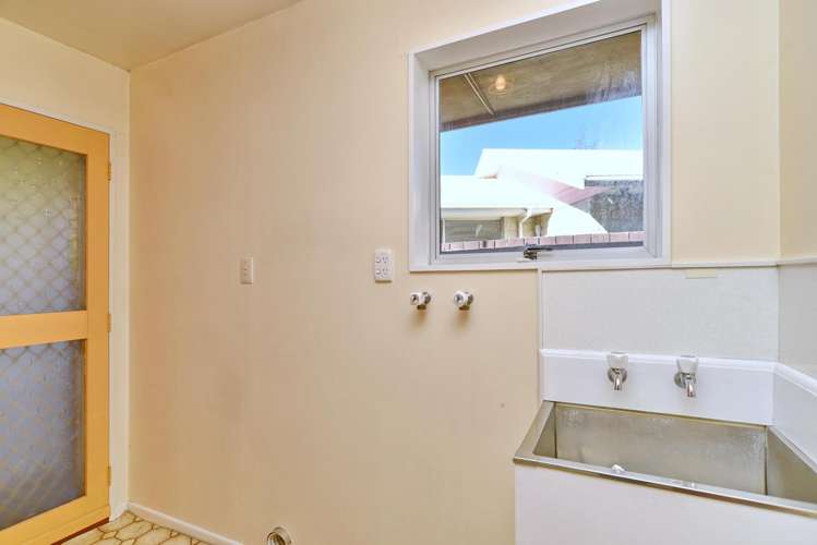 36 Highland Place Avonhead_16