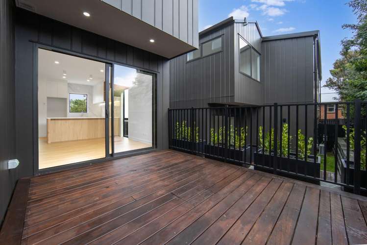 3B Range View Road Mount Albert_10