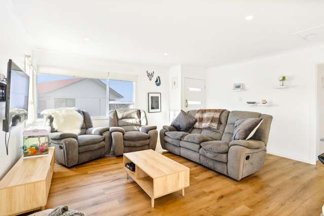 49 Solar Road Glen Eden_2