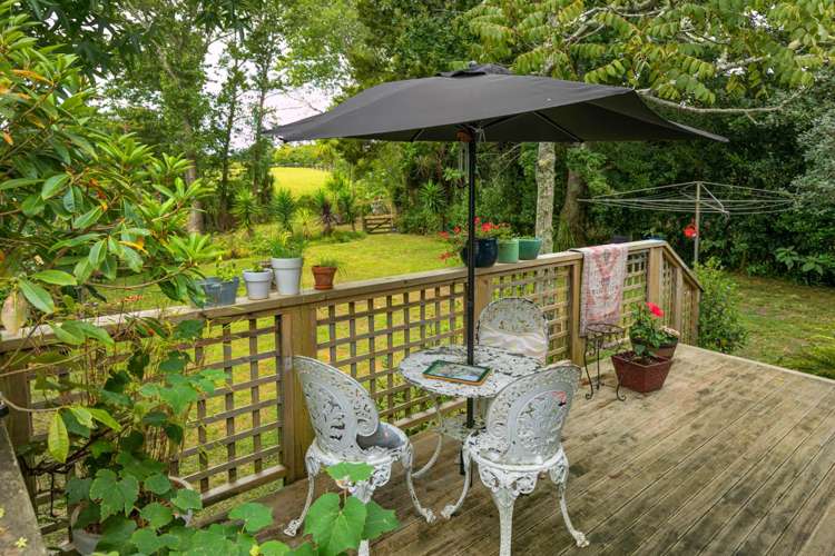 4 Churchouse Road Greenhithe_12