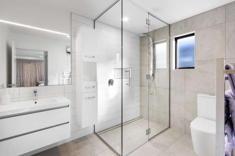 7 Leader Street Marshland_9