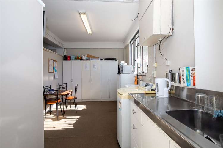 40 Wycola Avenue Hei Hei_12