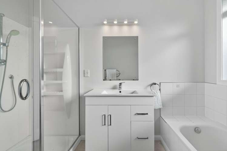 15 Grace Avenue Leamington_12