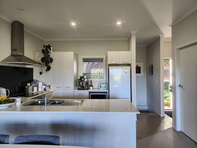 6/16 Ronald Street Strandon_2