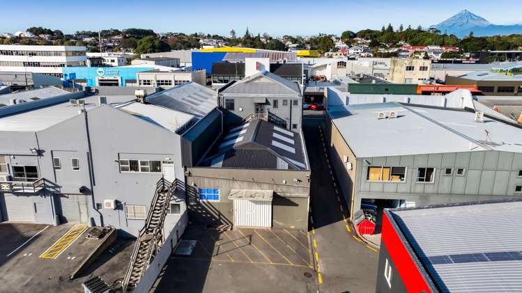 195 Devon Street East New Plymouth Central_14