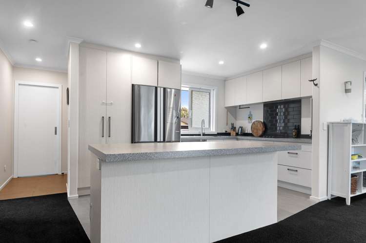 17 Stormlea Drive Southbridge_4