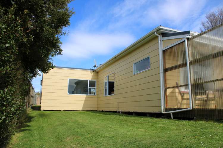 8 Armstrong Street Balclutha_22