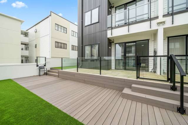 20/11 Carlos Drive Flat Bush_1