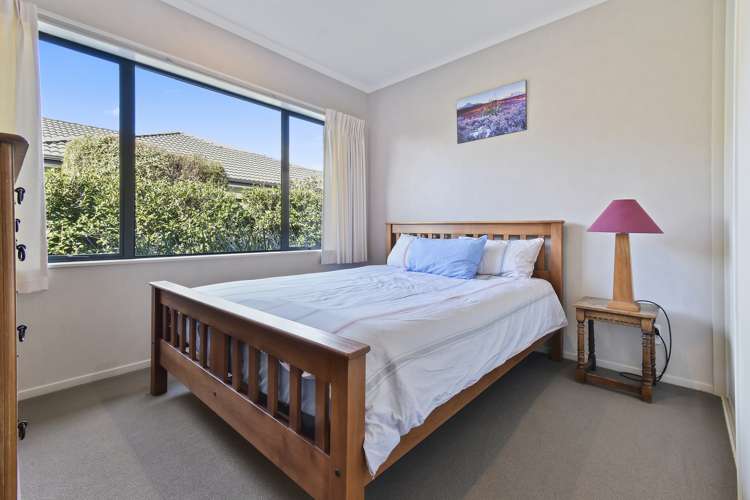 43 Turnberry Drive Wattle Downs_9