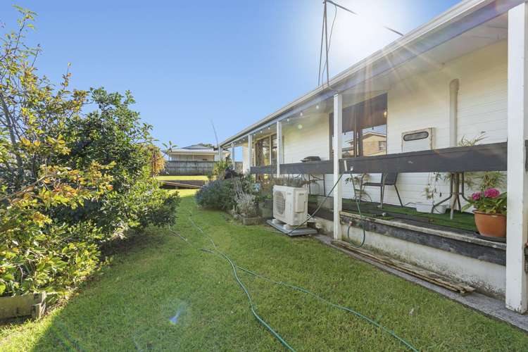 5 Camellia Avenue Bell Block_21