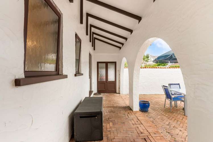 1/37 Beach Road Manly_24