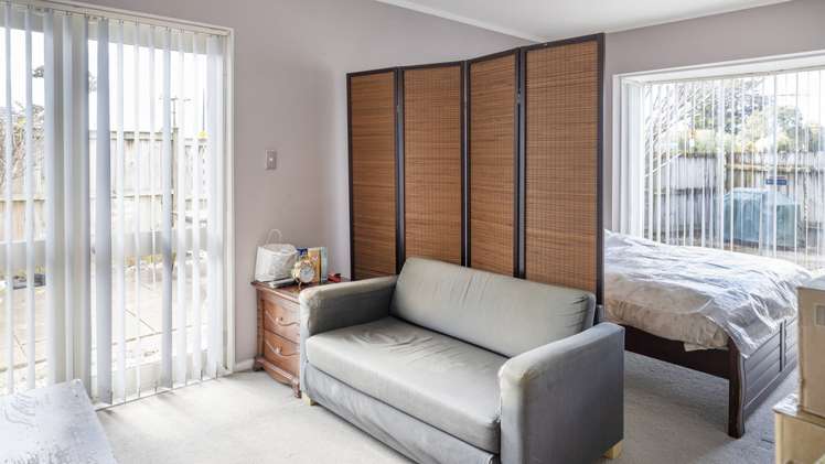 1/2 Raleigh Road Northcote_5