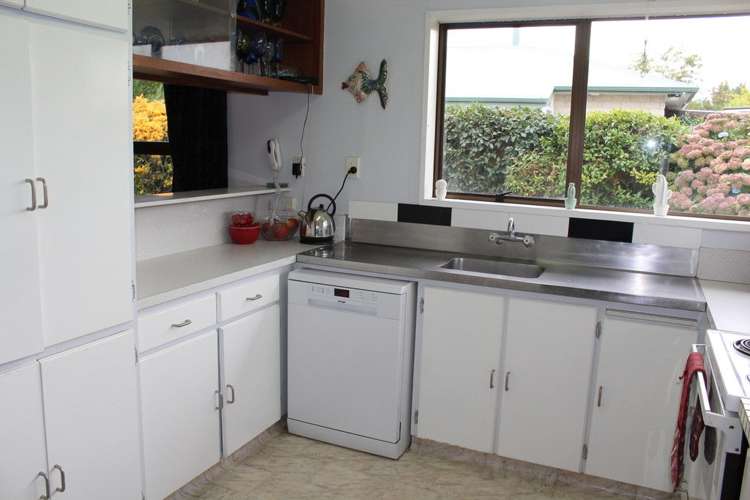 10 Houston Place Allenton_9