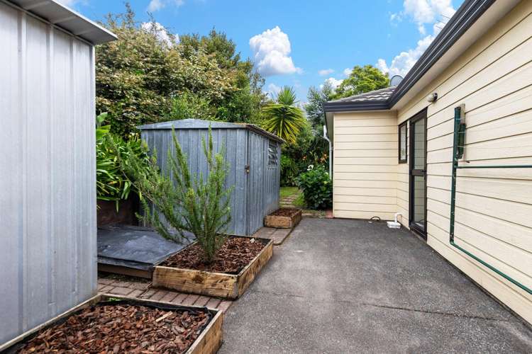 446F West Coast Road Glen Eden_16