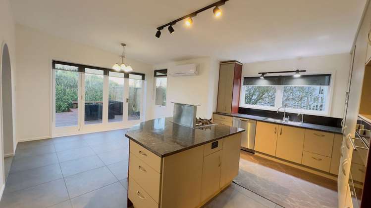 247 Forrest Hill Road_0
